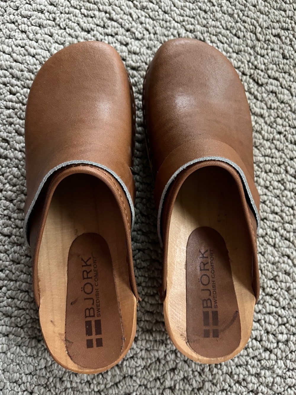 BJÖRK Women’s Tan Leather Clogs - Slip-On Comfort